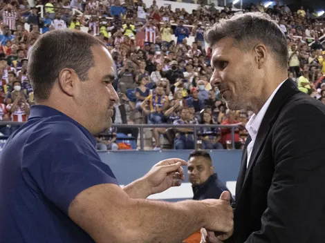 La afición de América reaccionó con abucheos hacia el Tano Ortíz y aplausos para Jardine