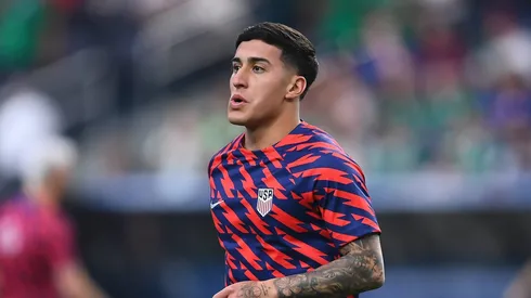 Captan un momento romántico entre Alejandro Zendejas y Sabrina Enciso