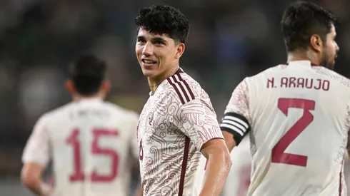 Asistencia de Henry Martín y gol de Kevin Álvarez con la Selección