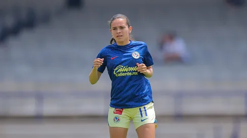 Aylin Aviléz se gana al público del América