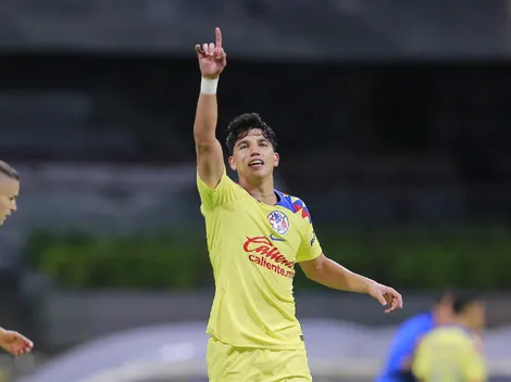 La icónica foto de Kevin Álvarez y Julián Quiñones