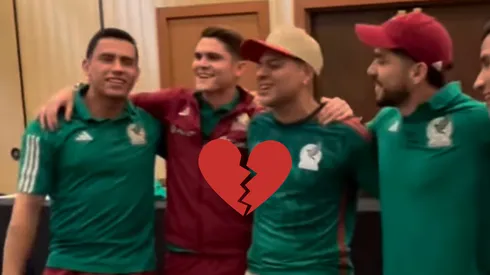 Israel Reyes canta junto a Eduin Caz de Grupo Firme en la concentración del Tri