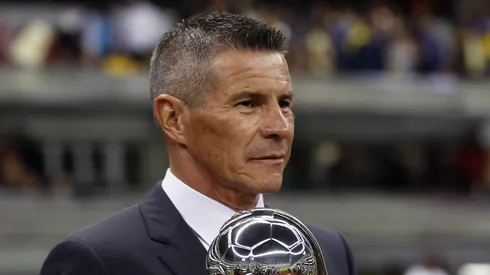 Alfredo Tena eligió el mejor 11 de la historia del América