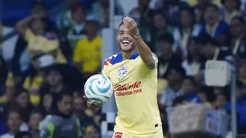 Jonathan Dos Santos quiere ver al América en la cima.