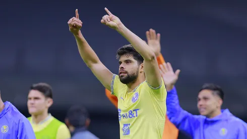 Ahora se enfría la salida de Néstor Araujo a AEK Atenas