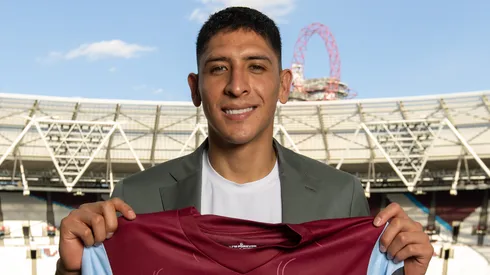 Edson Álvarez fue confirmado como nuevo refuerzo del West Ham