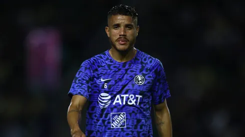 MAZATLAN, MEXICO – AUGUST 26: Jonathan dos Santos of América looks on prior the 11th round match between Mazatlan FC and America as part of the Torneo Apertura 2022 Liga MX at Kraken Stadium on August 26, 2022 in Mazatlan, Mexico. (Photo by Sergio Mejia/Getty Images)