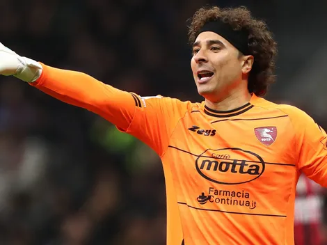 Guillermo Ochoa recibe más goles de los que debería en Salernitana