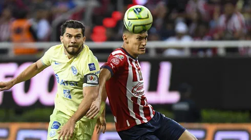 Henry Martín se alista para reaparecer en el Clásico.