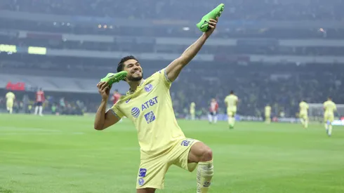 Henry Martín ha hecho festejos polémicos contra Chivas.