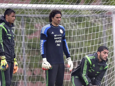 Jesús Corona ve a Guillermo Ochoa jugando su sexto Mundial