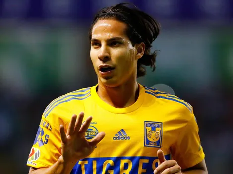 Diego Lainez no se achica contra Miguel Layún y lo deja en el suelo