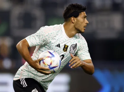 Raúl Jiménez será el titular de México si aprovecha su momento