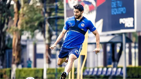 Henry Martín apunta a tener minutos contra Chivas.