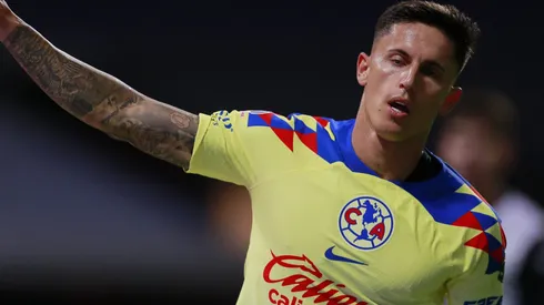 Brian Rodríguez muestra cuál es la mejor posición para brillar