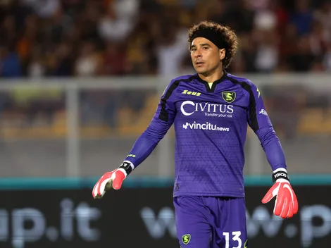 Memo Ochoa perdió con el Salernitana, pero se mantiene como la figura de su equipo