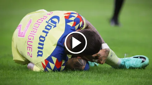 Brian Rodríguez salió lesionado ante Rayados de Monterrey.