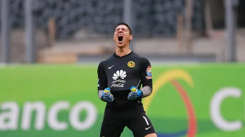 Hugo fue campeón con las Águilas en dos ocasiones.