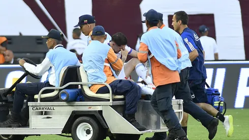Diego Valdés salió lesionado ante Venezuela