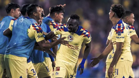 América venció a Chivas 2-0.