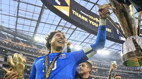 Guillermo Ochoa debe seguir siendo la figura del Tri.