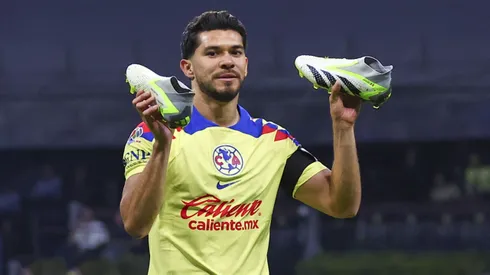 Henry Martín sólo piensa en el título.