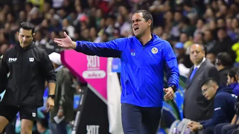 Jardine respondió con firmeza las opiniones que afirman que a su equipo lo beneficia el arbitraje.