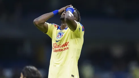 Julián Quiñones fue cambiado al medio tiempo vs. Xolos.