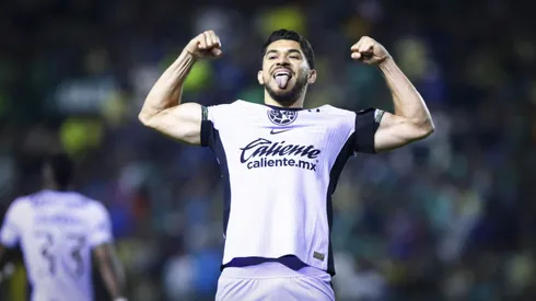 Henry Martín marcó doblete ante León.