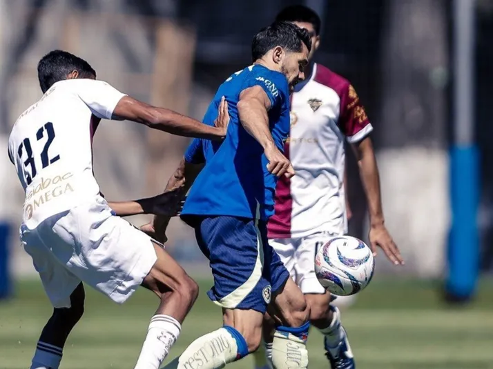 América goleó a Petroleros de Salamanca en amistoso