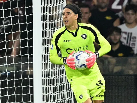 Guillermo Ochoa no es titular en Italia y un equipo español lo quiere