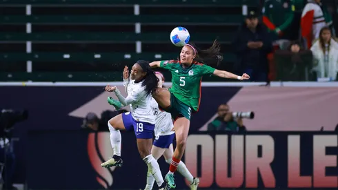 Karen estuvo atenta durante los 90 minutos.