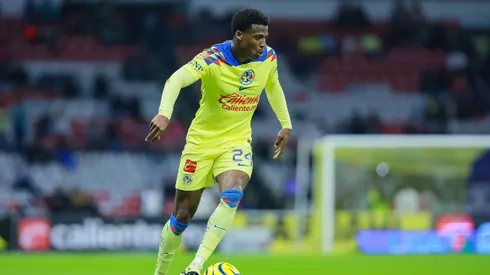 Javairo Dilrosun podría tener minutos contra Cruz Azul