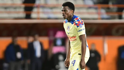 Javairo Dilrosun tuvo una discreta actuación ante Pachuca