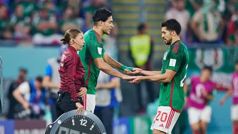 ¿Raúl Jiménez o Henry Martín para el América?