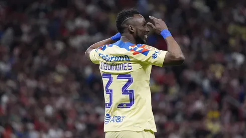 Quiñones no se quedó callado ante los gritos.