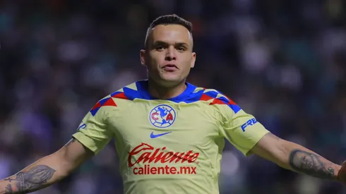 Jonathan Rodríguez podría vivir sus últimos momentos en América.
