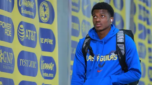 Javairo Dilrosun fue figura en la victoria ante Puebla