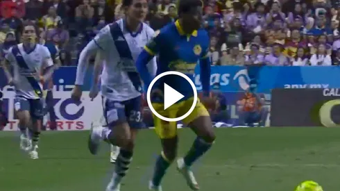 Javairo Dilrosun la rompió en la primera mitad ante Puebla