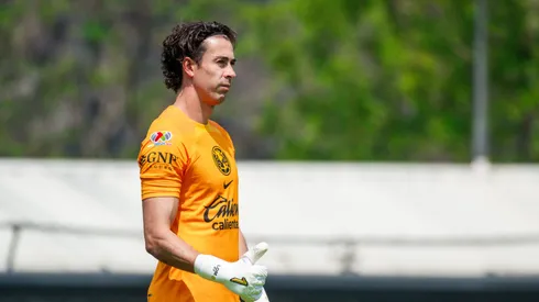 Óscar Jiménez podría salir del América en el mercado de pases