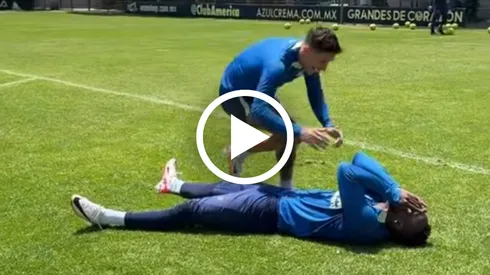 Julián Quiñones deja una graciosa caída en entrenamiento previo al juego ante Toluca