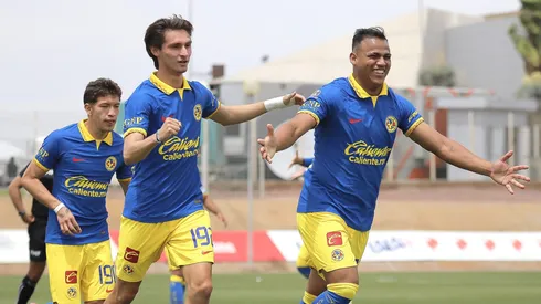 Román Martínez hizo uno de los goles americanistas en Torreón.