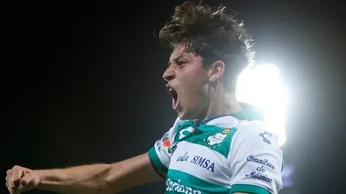 América se fija en la joya de Santos Laguna.