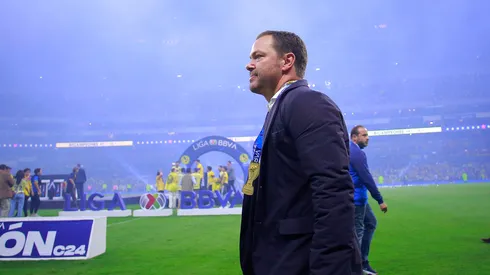 Santiago Baños podría concretar otro gran mercado para las Águilas.