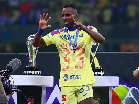 El emotivo homenaje de Julián Quiñones a Christian Benítez tras el Bicampeonato