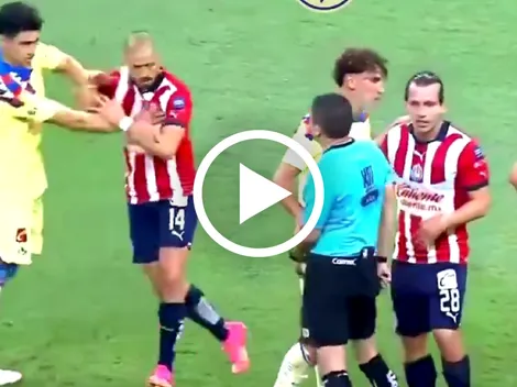 Ramón Juárez no se dejó del Chicharito Hernández y dejó muy clara su jerarquía