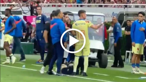 La dura entrada de Alan Mozo a Chicote Calderón en la semifinal de ida entre América y Chivas