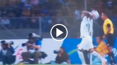 Leo Suárez protagonizó un mal saque ante Cruz Azul