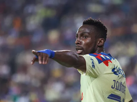 Julián Quiñones se iría de América este verano...