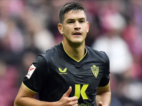 ¿César Montes piensa en el América tras descender con el Almería?